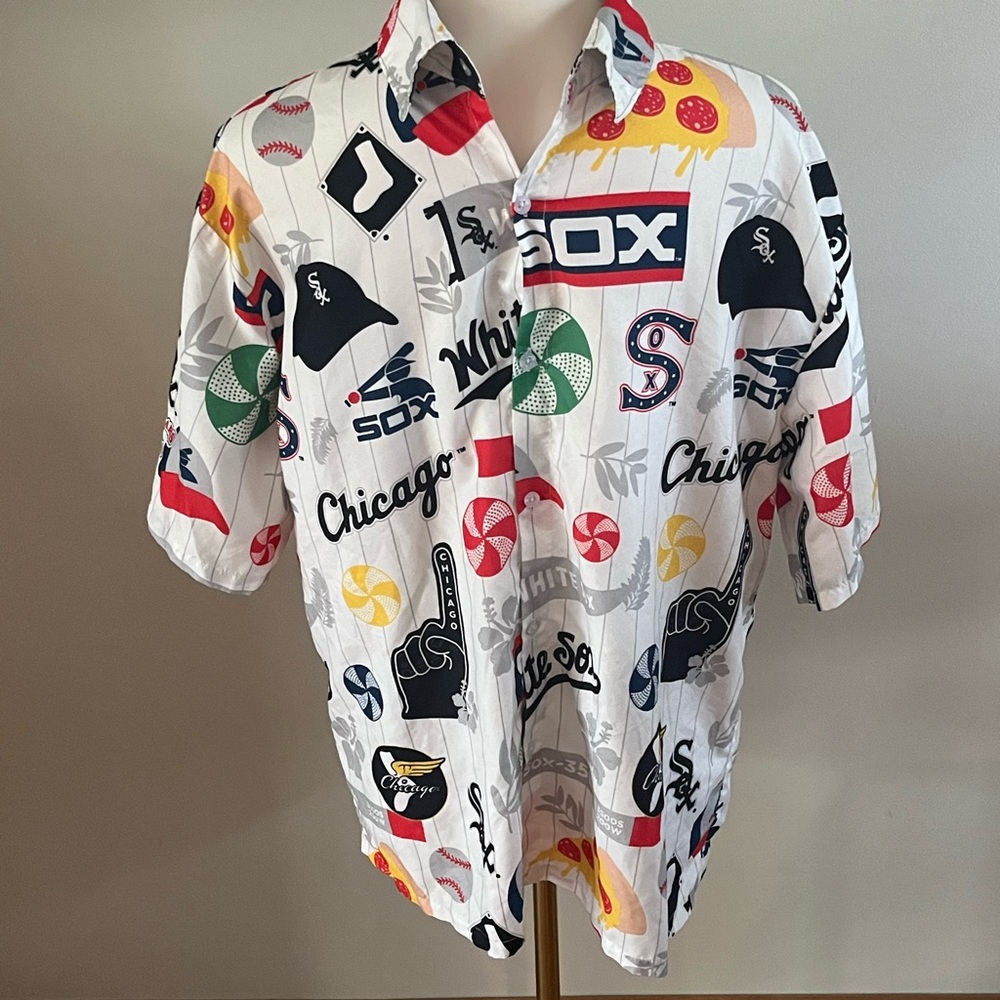 Chicago White Sox Beggars Pizza Hawaiian Shirt Button-Up Men’s Size: Medium